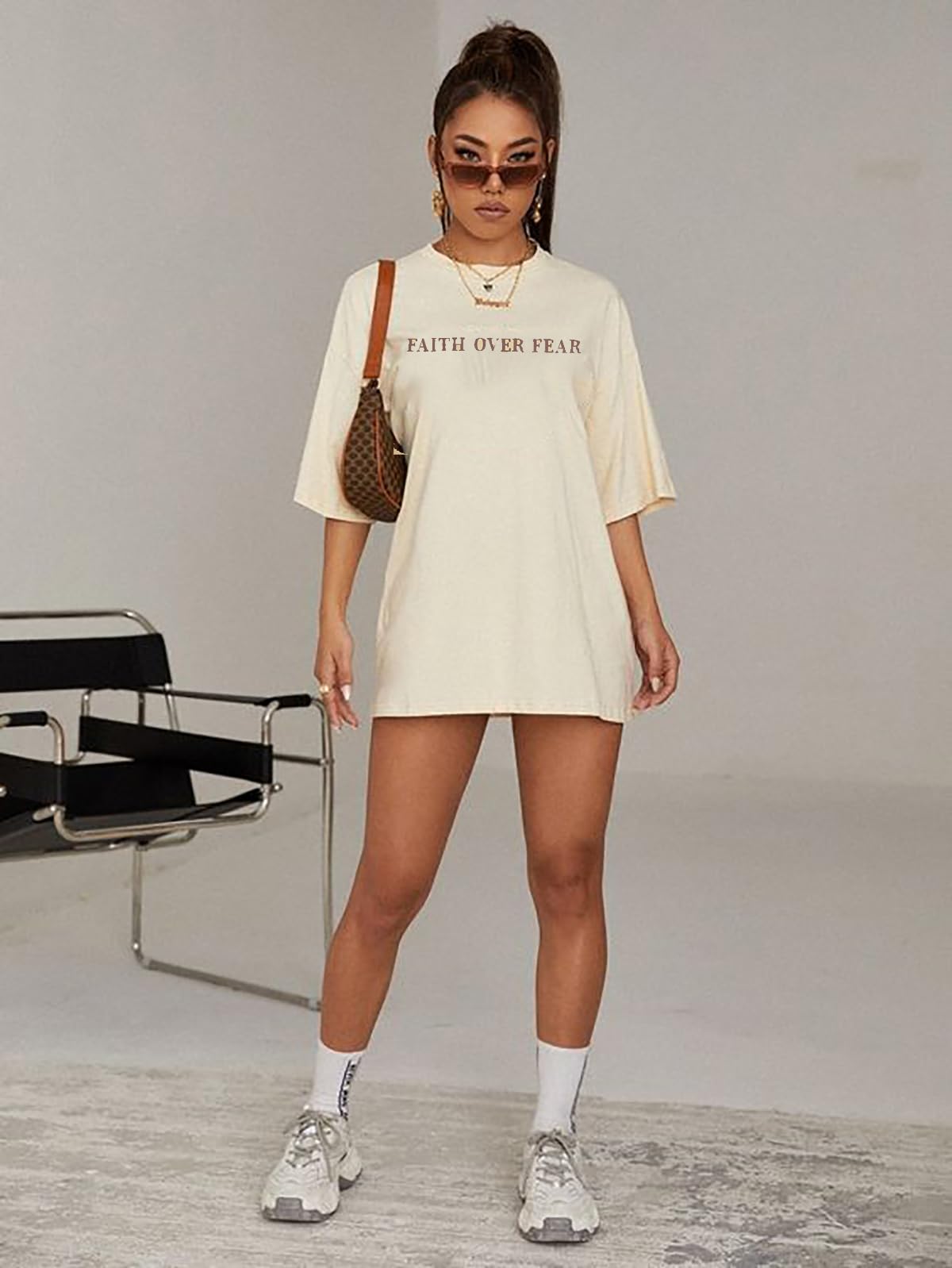 BANGELY Faith Over Fear Shirt Women Graphic Shirts Oversized Workout Gym Christian Religious Tees Drop Shoulder Tee Tops Grey